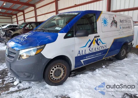 2019 Mercedes-Benz Metris из США, поврежденный, VIN WD3PG2EA3K3515058